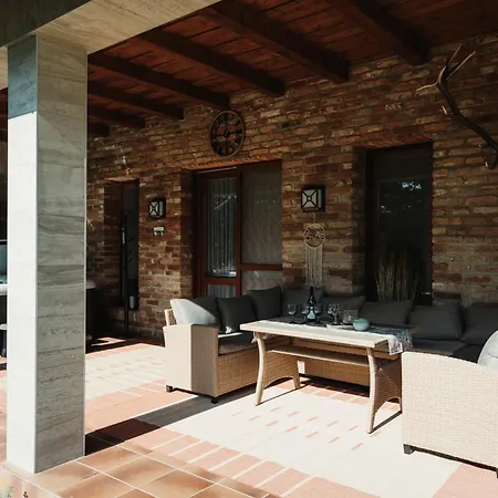 Smaragd Vendeghaz Apartamento Sitke