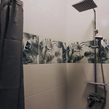 Smaragd Vendeghaz Apartamento Sitke
